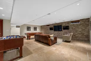 446 W Huron St, Chicago, IL 60654 - Photo 51