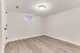 9032 Luna Ave, Morton Grove, IL 60053 - Photo 21