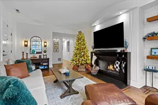 1348 W George St, Chicago, IL 60657 - Photo 5