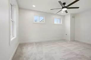 1207 W Walnut St, Bloomington, IL 61701 - Photo 15