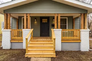 1207 W Walnut St, Bloomington, IL 61701 - Photo 3