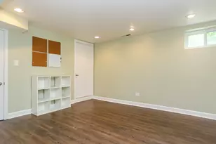 100 Belle Plaine Ave, Park Ridge, IL 60068 - Photo 19