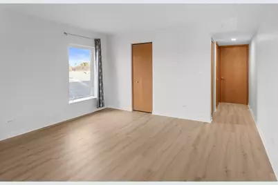 5840 W Lawrence Avenue #405, Chicago, IL 60630 - Photo 11