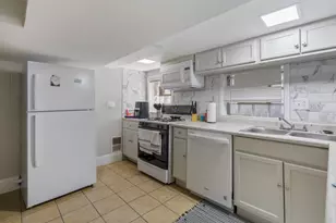 3809 N Kenmore Ave, Chicago, IL 60613 - Photo 35