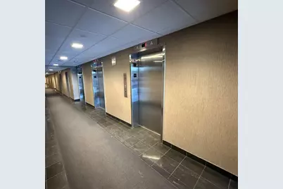 6340 Americana Drive #722, Willowbrook, IL 60527 - Photo 5