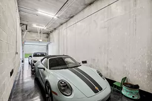 110 S Washington St, Naperville, IL 60540 - Photo 29