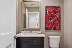 110 S Washington St, Naperville, IL 60540 - Photo 21