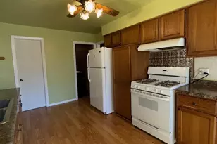 16549 Cottage Grove Ave, South Holland, IL 60473 - Photo 11