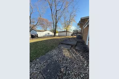 16549 Cottage Grove Avenue, South Holland, IL 60473 - Photo 27