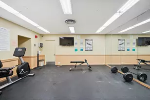 3950 N Lake Shore Dr, Chicago, IL 60613 - Photo 21