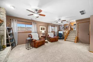 431 Badger Ln, Oswego, IL 60543 - Photo 9