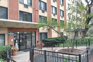 540 W Roscoe St, Chicago, IL 60657 - Photo 3