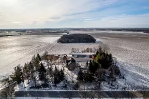 7421 Squaw Prairie Rd, Belvidere, IL 61008 - Photo 31