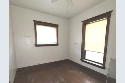 1524 E 72nd Street, Chicago, IL 60619 - Photo 7