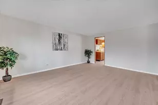 1828 Cannon Ct, Schaumburg, IL 60193 - Photo 7