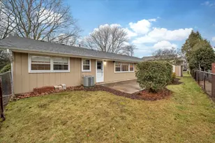 1828 Cannon Ct, Schaumburg, IL 60193 - Photo 21