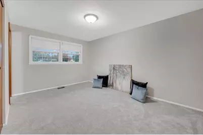 1828 Cannon Court, Schaumburg, IL 60193 - Photo 15