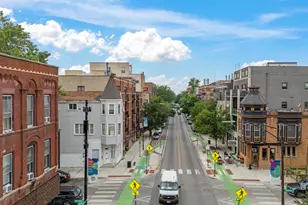 2117 W Belmont Ave, Chicago, IL 60618 - Photo 5