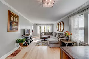 2720 W 97th St, Evergreen Park, IL 60805 - Photo 3