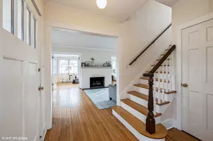 322 N Monroe St, Hinsdale, IL 60521 - Photo 3