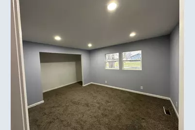 307 Grant Street, Harvard, IL 60033 - Photo 9