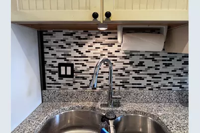 6249 N Sheridan Road #5, Chicago, IL 60660 - Photo 11