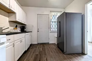 3948 W Congress Pkwy, Chicago, IL 60624 - Photo 11