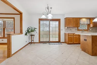 818 Wescott Road, Bolingbrook, IL 60440 - Photo 9