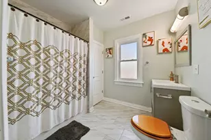 12222 S Harvard Ave, Chicago, IL 60628 - Photo 9