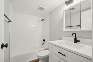 11036 Kilpatrick Ave, Oak Lawn, IL 60453 - Photo 7