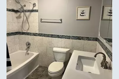 805 Helmholz Avenue, Waukegan, IL 60085 - Photo 15