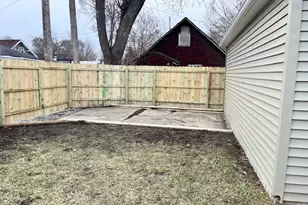 805 Helmholz Ave, Waukegan, IL 60085 - Photo 31