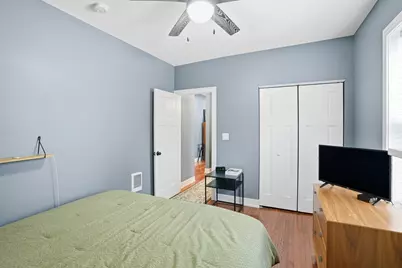 2212 E 70th Street #1B, Chicago, IL 60649 - Photo 5