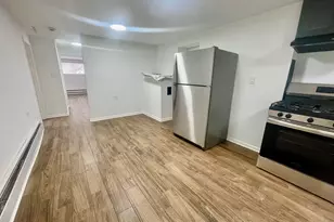 2328 N Lawndale Ave, Chicago, IL 60647 - Photo 13