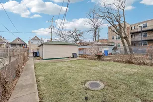1912 S Harding Ave, Chicago, IL 60623 - Photo 15