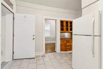 1912 S Harding Avenue, Chicago, IL 60623 - Photo 5