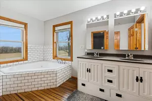 3326 Hayes Rd, Steward, IL 60553 - Photo 13