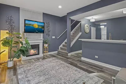 2332 Flagstone Lane, Carpentersville, IL 60110 - Photo 7