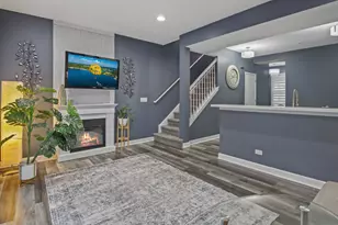 2332 Flagstone Ln, Carpentersville, IL 60110 - Photo 7