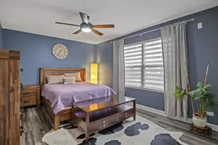 2332 Flagstone Ln, Carpentersville, IL 60110 - Photo 13