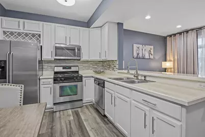 2332 Flagstone Lane, Carpentersville, IL 60110 - Photo 5