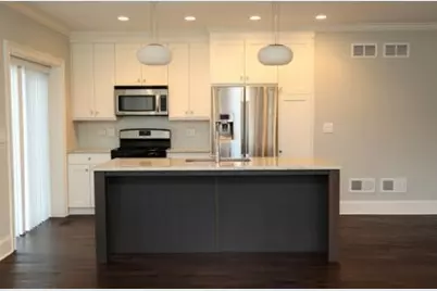 2305 W Waveland Avenue #1E, Chicago, IL 60618 - Photo 3