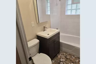 1817 W Touhy Avenue #2E, Park Ridge, IL 60068 - Photo 11