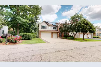5670 Brentwood Drive, Hoffman Estates, IL 60192 - Photo 3