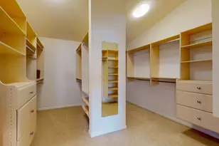 5670 Brentwood Dr, Hoffman Estates, IL 60192 - Photo 27