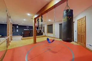 5670 Brentwood Dr, Hoffman Estates, IL 60192 - Photo 35