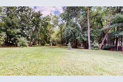 5670 Brentwood Drive, Hoffman Estates, IL 60192 - Photo 51