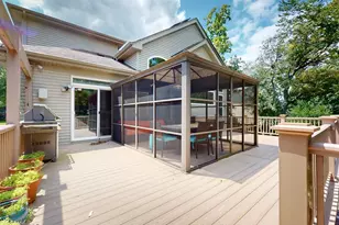 5670 Brentwood Dr, Hoffman Estates, IL 60192 - Photo 49