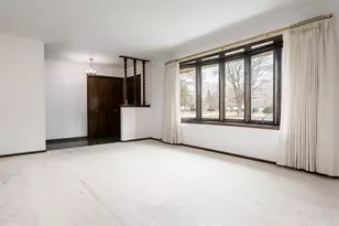 8169 Clockview Rd, Rockford, IL 61108 - Photo 5