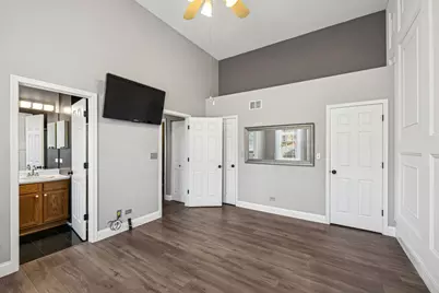 651 W Georgian Court, Addison, IL 60101 - Photo 11